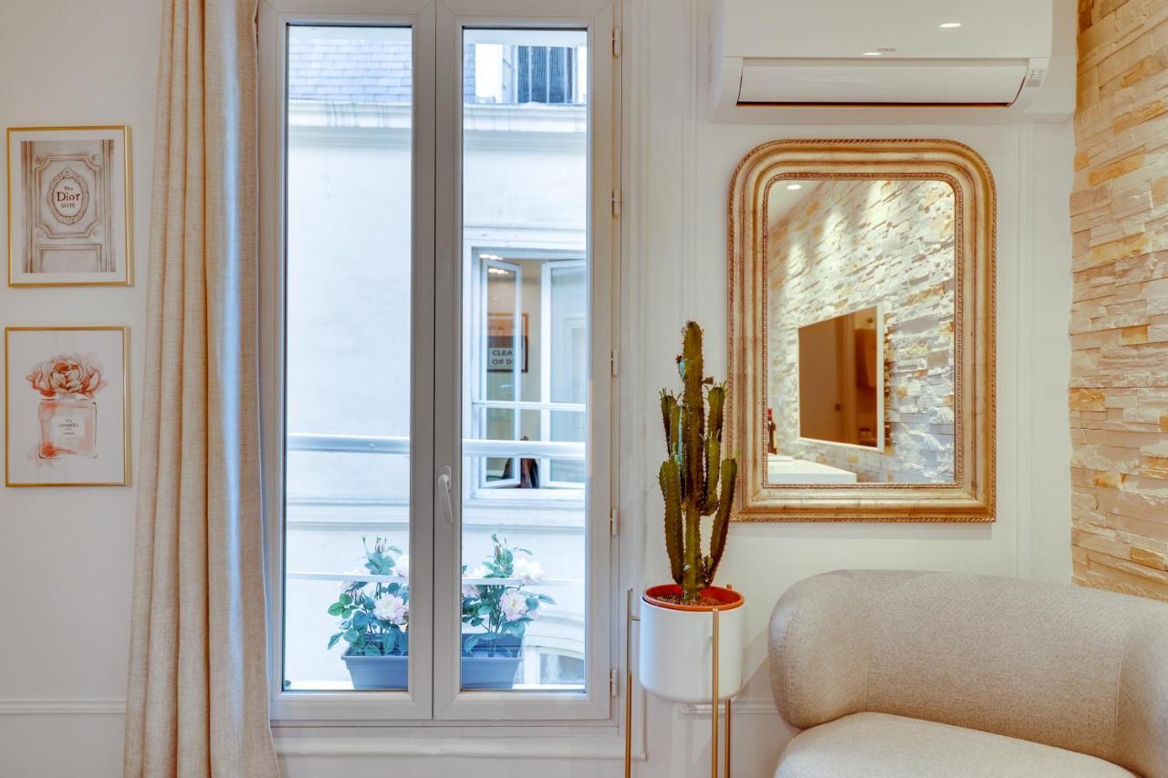 Central Historical Studio By Architect - Louvre Paris Exterior photo